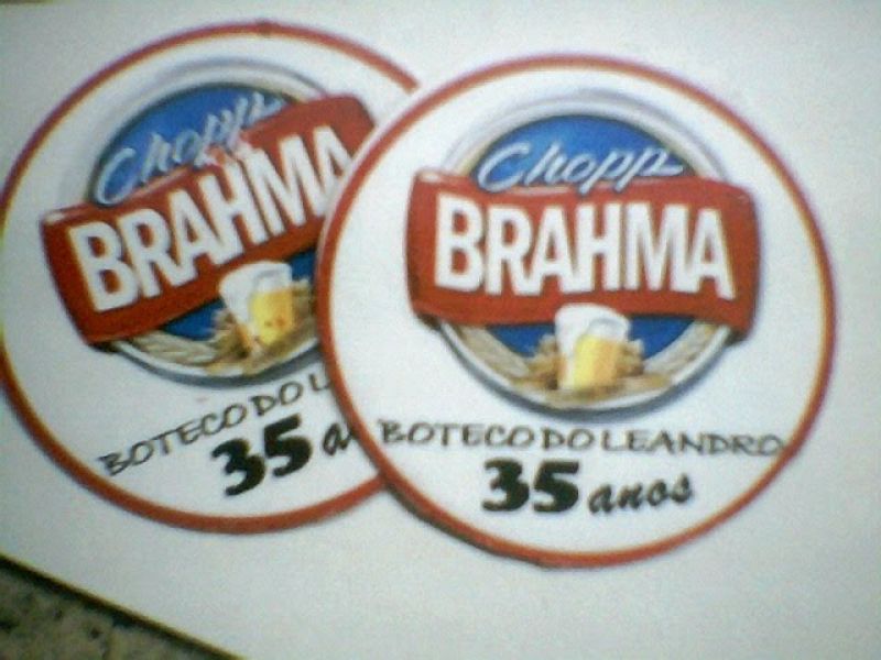 Bolachas de copp e copos personalizados