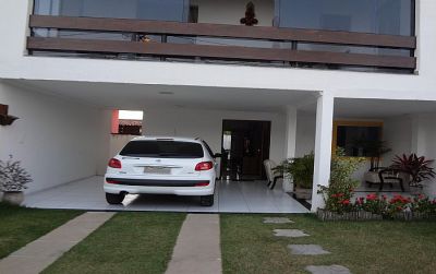 BELÍSSIMA CASA EM NOVA PARNAMIRIM