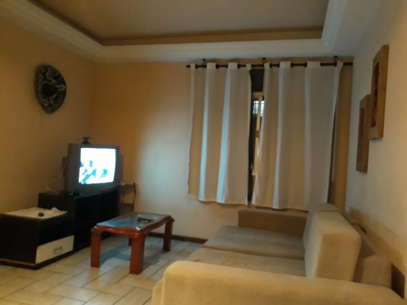 Temporada Na Praia De Itapuã AP De 02 Quartos Perto Do Mar