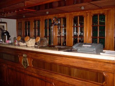 MARCENEIRO...LUSTRADOR...CARPINTEIRO...MONTADOR DE MOVEIS 