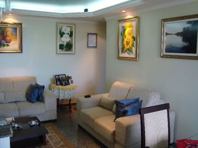 VENDO EXCELENTE 3 QUARTOS COM SUITE SQS 109