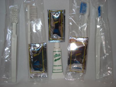 ESCOVA DE DENTES  0.30