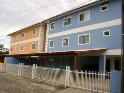 Alugo apartamento 2 quartos perto da praia em Florianópolis: Diária R$ 160