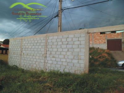 lote plano em ibirite todo murado