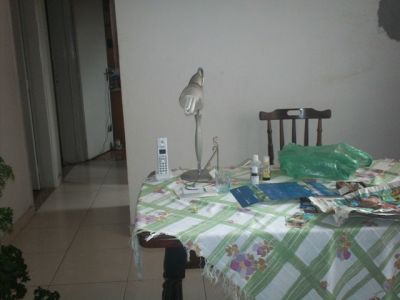 Apartamento Portal dos Bandeirantes, 03 dormitórios, 01 Vaga de garagem, rico em armários