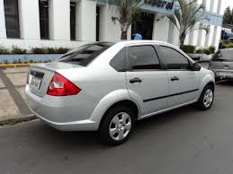 fiesta sedan 2010 unico dono com apenas 16.000 km...