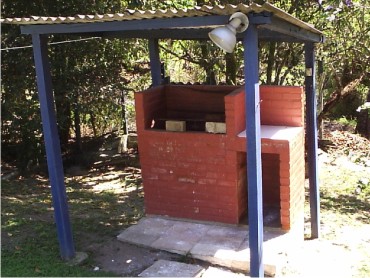 CACHOEIRAS DE MACACÚ SITIOS A VENDA CAETANO IMOVEIS