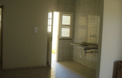 CASA PLANA EM MARACANAÚ  - 02 quartos