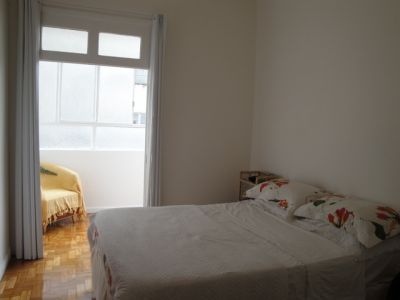 Vende-se Apartamento de 2 quartos totalmente reformado