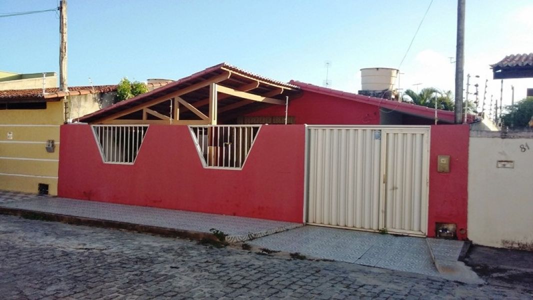 Casa, 85m², 2/4, sendo 1 suíte - Parnamirim