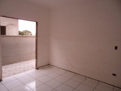 Casa 2 dormitórios em Itanhaem - Financie com Bancos