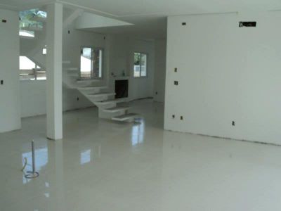 Assentador de pisos, porcelanatos, pastilhas e outros revestimentos, Ladrilhos Fernandes