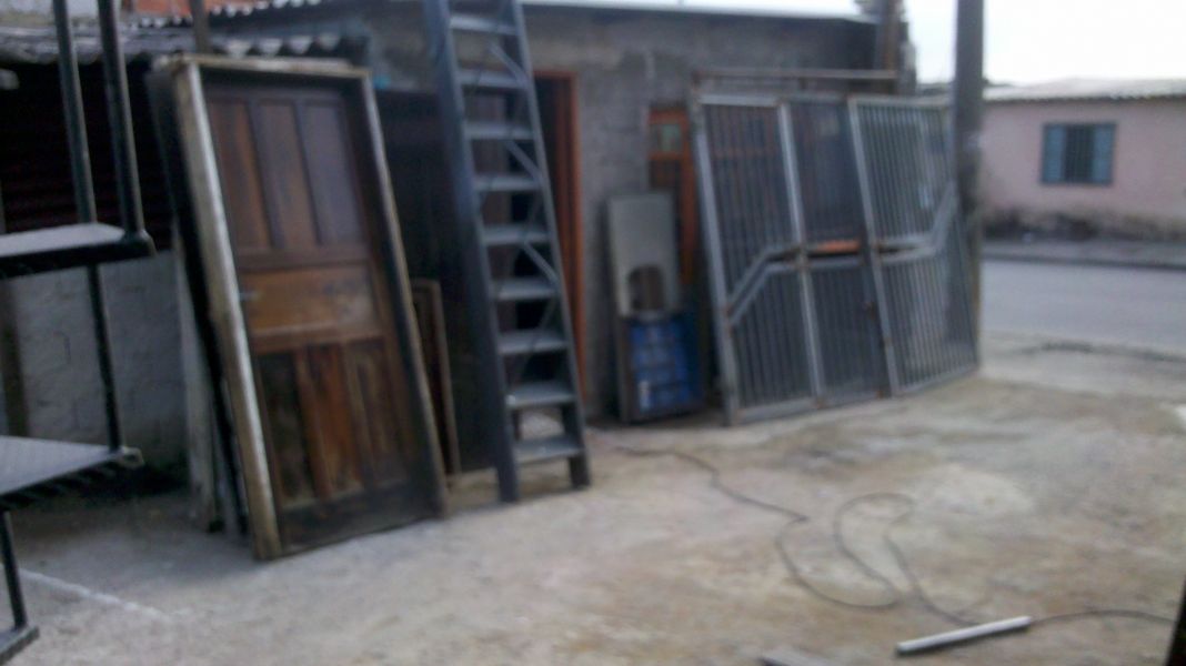 Serviços  demolidora 11 25672301
