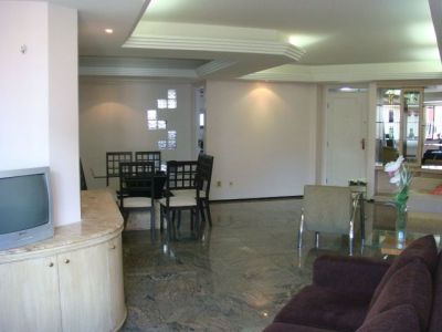 APARTAMENTO NO BAIRRO DIONISIO TORRES