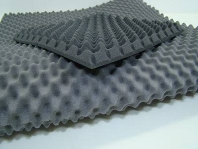 Espuma para isolamento acustico e para outros..