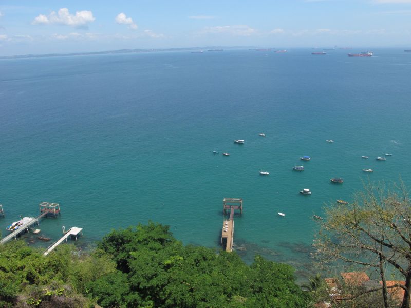 MANSÃO MORADA DOS CARDEAIS-71 9134 0997- 4 SUITES- 355M²- CORREDOR DA VITÓRIA