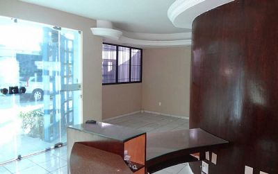 Ótimo Ponto Comercial á Venda em Tirol