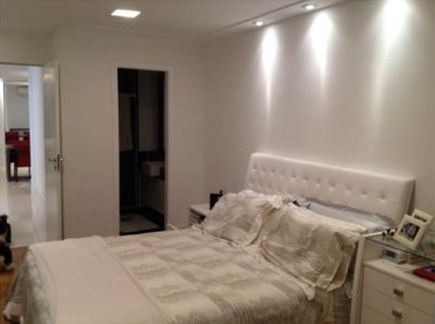 Amplo Apartamento na Barra da Tijuca Península de 03 suítes. 