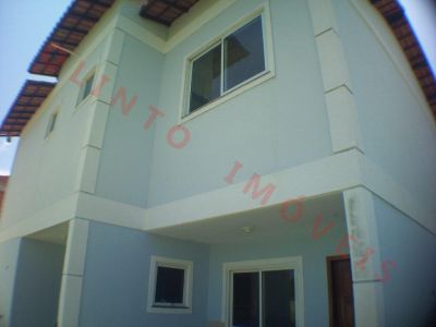 Olinto Imóveis vende Duplex 2 qts no Mariléa Chácaras em Rio das Ostras