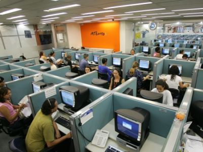 ADMITIMOS 90 OPERADORAS DE TELEMARKTING ATIVO E RECEPTIVOS.DE 18 ATÉ 60 ANOS  PARA SP ..