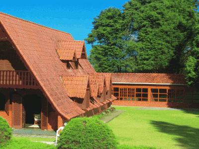 ALUGO ANUAL MANSÃO EM SÍTIO A 2 HRAS DO RIO SEGURO TRANQUILO OPORTUNIDADE!