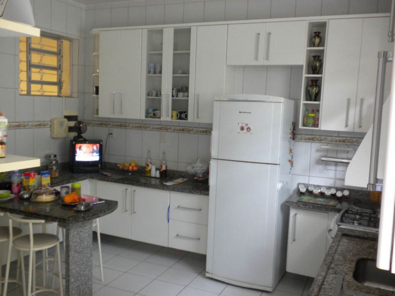 Casa 4/4(1 suíte) Vila  Laura 435m2 -  5 garagens - Piscina