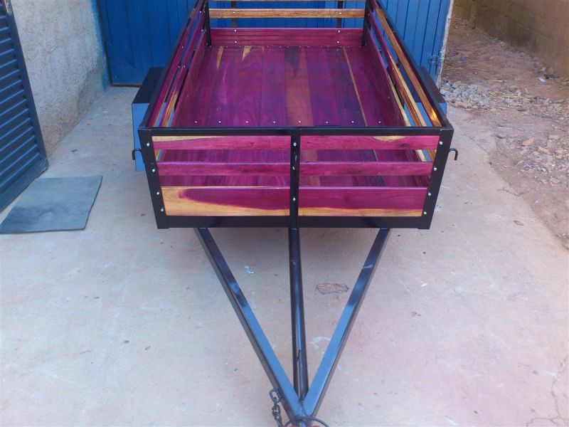 Carreta Fazendinha BT 2.00C x1.20L x 0.40A - ITANHANDU REBOQUES