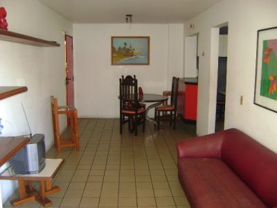 APTO QTO/SLA À 30 m DO MAR DA BELA PRAIA DA PONTA VERDE 