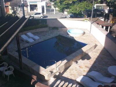 Apartamento lindo na Av:Boturussu e com muita luz solar