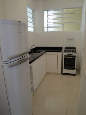 Vende-se Apartamento de 2 quartos totalmente reformado