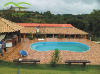 Ótima chácara com água corrente em igarapé 