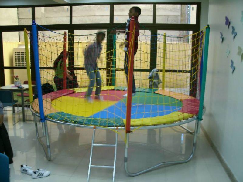 Upupkids Locação de Brinquedos ( Cama Elástica, Piscina de Bolinhas...) Em Porto Alegre e Região Met