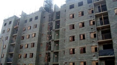 Vendo Apto. de 2 dormitórios, em Campo Limpo (04/2013)