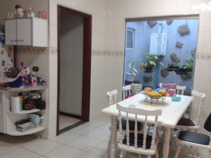 Excelente casa alto padrão, com edicula, e area de lazer opcional