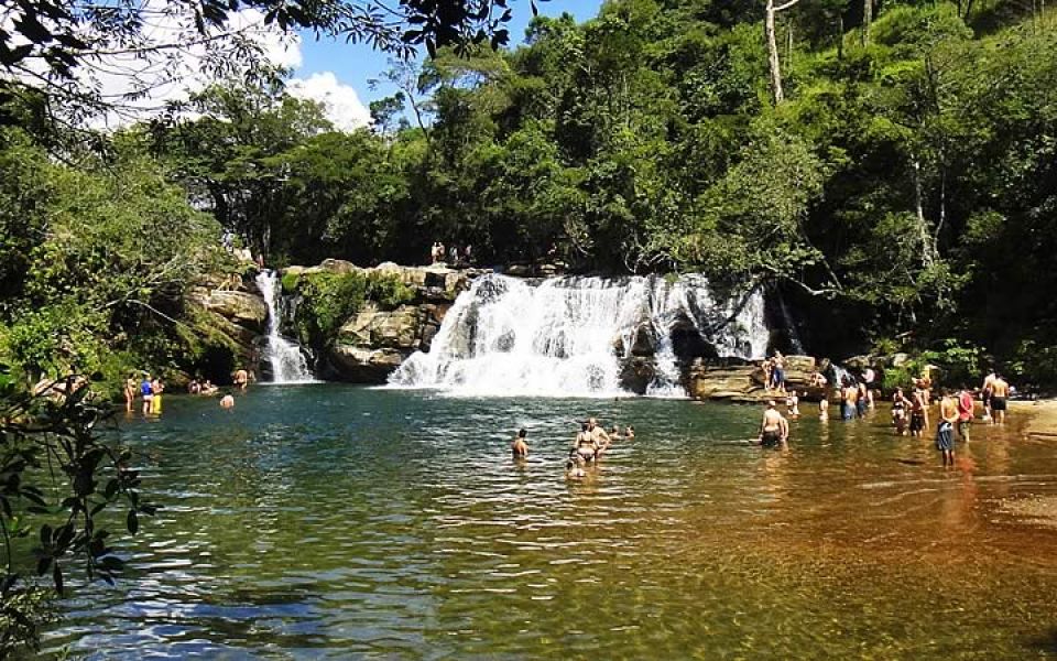 Reveillon Carrancas/MG, 29/12 a 01/01, excursão de BH