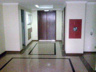 Excelente cobertura a venda em Cabo Frio com linda vista definitiva do mar