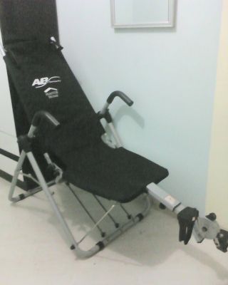 Simulador de caminhada/corrida e cadeira p/abdominal e bicicleta