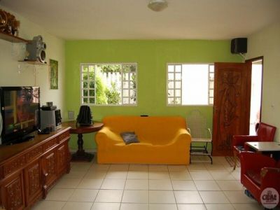 Vendo Sobrado em Curitiba ou Troco por Casa em Londrina