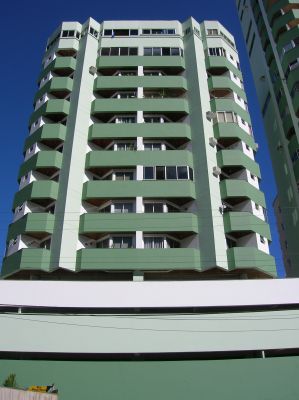 BALNEÁRIO CAMBORIÚ, EXCELENTE APTO DE DUAS SUÍTES 