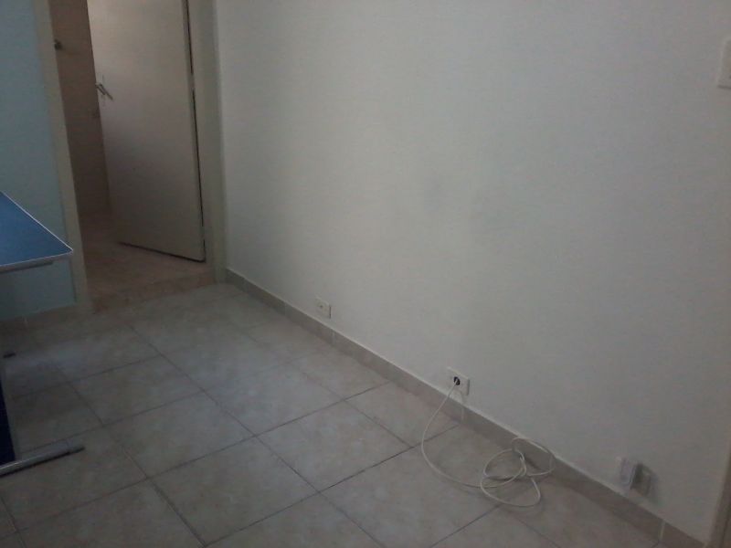Sala Comercial c/ Banheiro interno