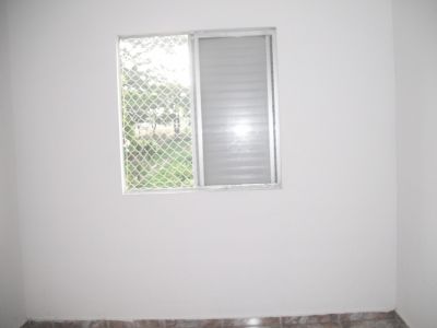 ALUGO APTO 2 DOR ULTIMO ANDAR R$850,00