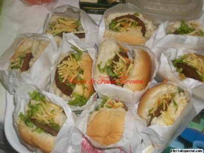 Casinha ou trenzinho de lanches