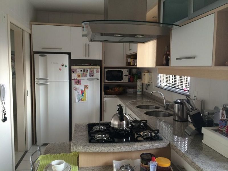 Lindo Apartamento 3 suítes - Próx. Hippo - Centro - Floripa/SC