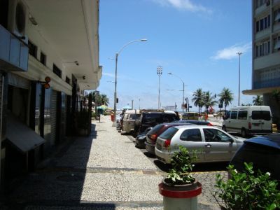 Esquina av Atlantica 30  m praia