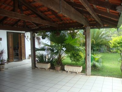 Residencia Terrea de 03 Dormitórios(suite com closet)02 vagas cobertas