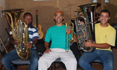 AULAS DE TROMPETE ,TROMBONE E TUBA NA CASA VERDE E REGIÃO 
