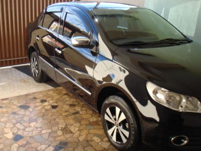 VW - Voyage 1.0 2009 - Impecável