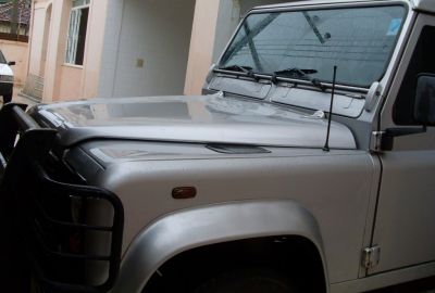LAND ROVER PRATA DEFENDER 110 - 2004 - COMPLETA