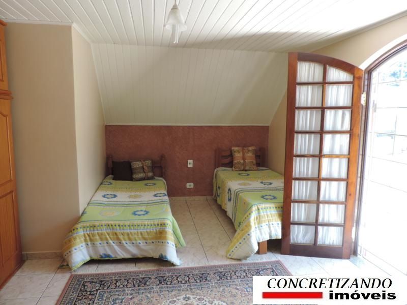 Casa em Campos do Jordão na Serra Azul