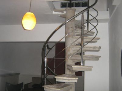 CORRIMÃO EM AÇO-INOX